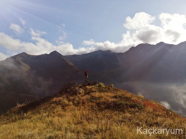 Elevit ve Trovit Yaylaları Turu | Samistal & Hazindak Yürüyüş