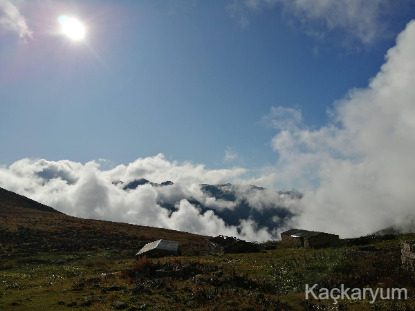 Elevit ve Trovit Yaylaları Turu | Samistal & Hazindak Yürüyüş